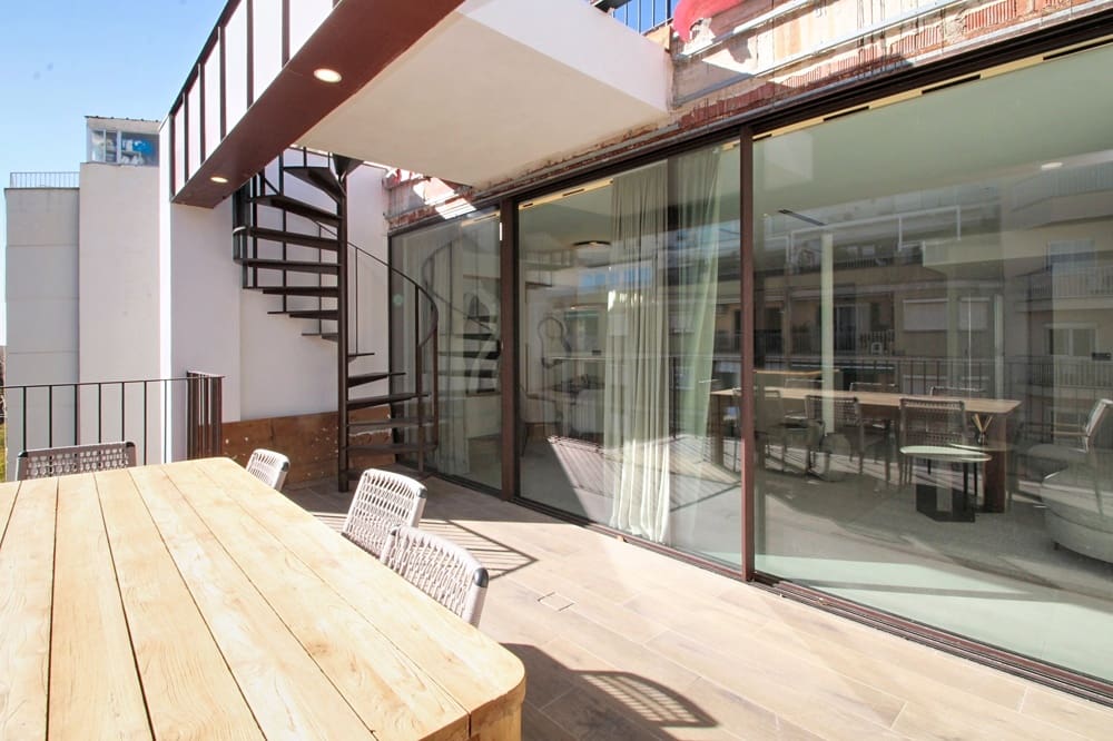 1 bedroom Flat for sale in Palma de Mallorca - € 599,000 (Ref: 9436477)