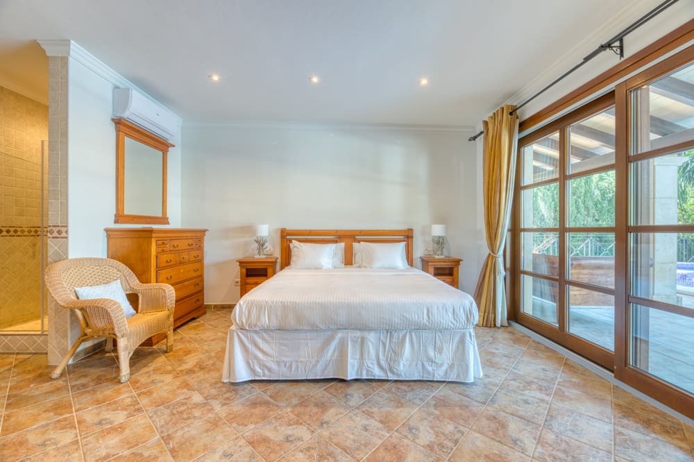 Chalet de 5 habitaciones en Palmanova en venta - 4.750.000 € (Ref: 9500757)