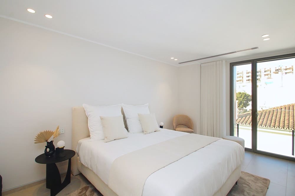 3 soveværelse Penthouse til salg i Palma de Mallorca - € 5.100.000 (Ref: 9511168)