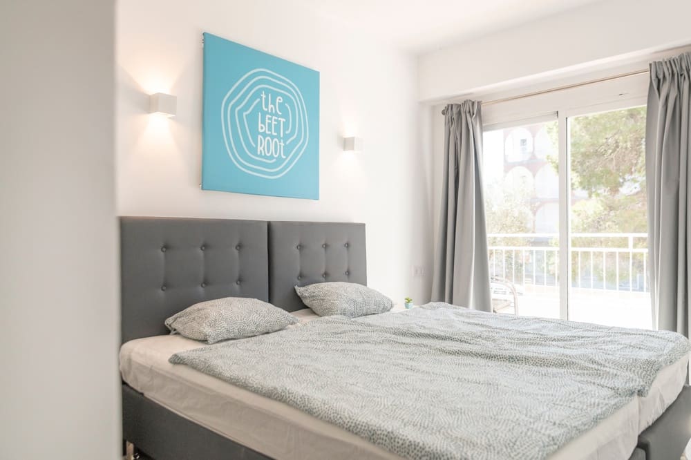 24 Zimmer Hotel zu verkaufen in L'Arenal / S'Arenal - 3.950.000 € (Ref: 9529020)