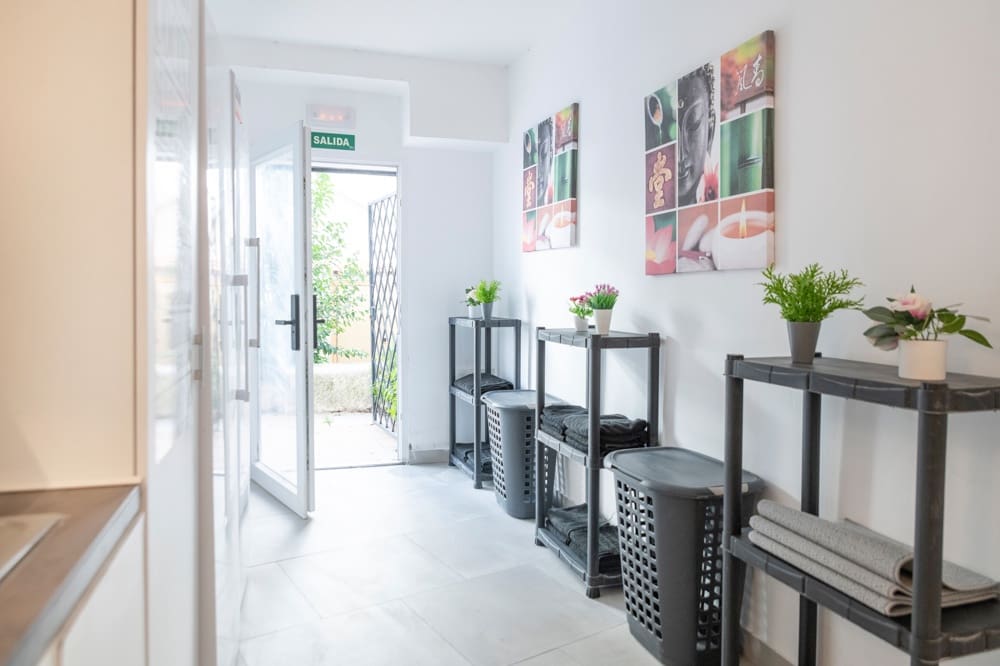 24 Zimmer Hotel zu verkaufen in L'Arenal / S'Arenal - 3.950.000 € (Ref: 9529020)