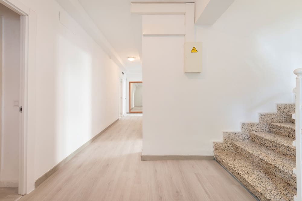 24 Zimmer Hotel zu verkaufen in L'Arenal / S'Arenal - 3.950.000 € (Ref: 9529020)