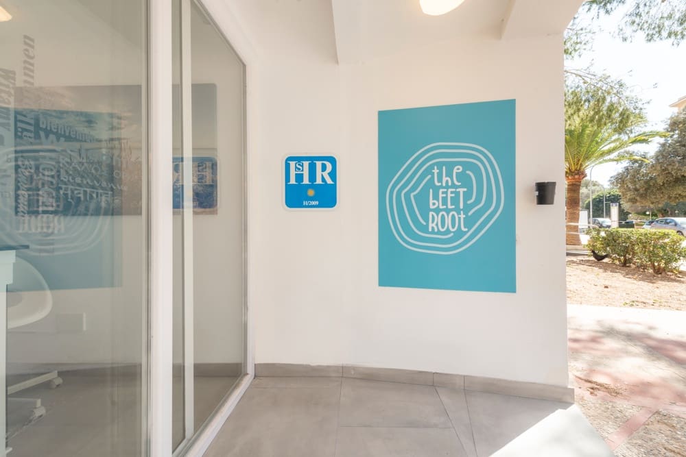 24 Zimmer Hotel zu verkaufen in L'Arenal / S'Arenal - 3.950.000 € (Ref: 9529020)