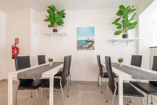 24 makuuhuone Hotelli myytävänä paikassa Llucmajor - 3 950 000 € (Ref: 9529020)