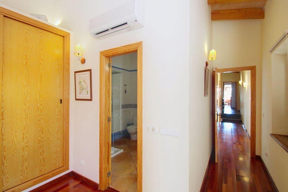 Chalet de 4 habitaciones en Santanyí en venta - 3.150.000 € (Ref: 9534766)