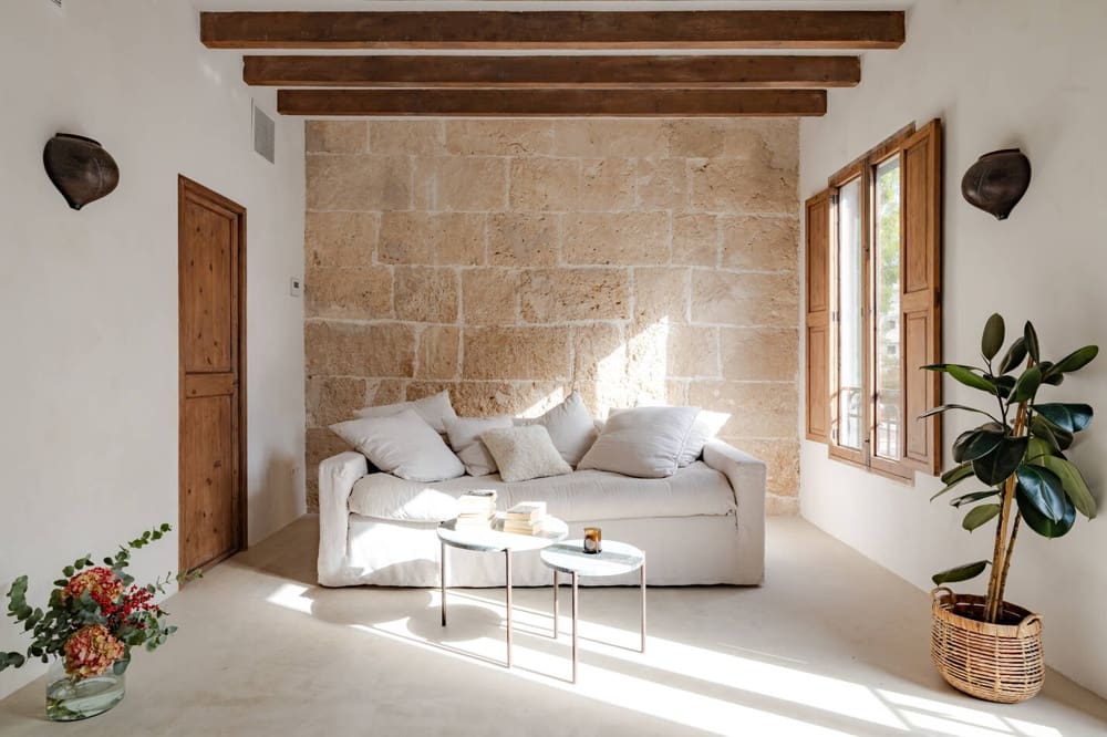 2 bedroom Flat for sale in Palma de Mallorca - € 590,000 (Ref: 9544033)