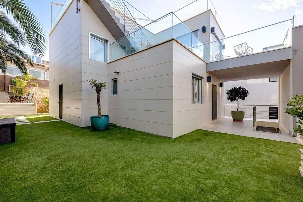 3 bedroom Townhouse for sale in Bellavista - € 1,550,000 (Ref: 9629270)