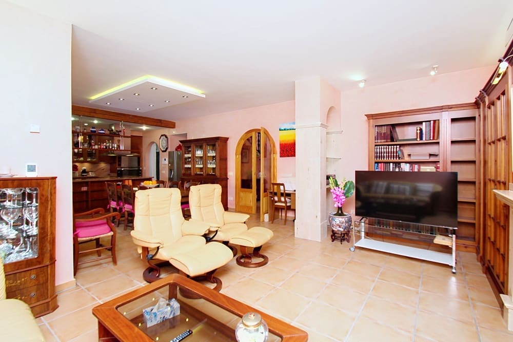 5 soveværelse Villa til salg i Badia Blava - € 1.295.000 (Ref: 9665525)