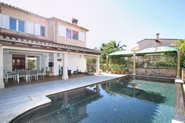 5 soveværelse Villa til salg i Badia Blava, Llucmajor - € 1.295.000 (Ref: 9665525)