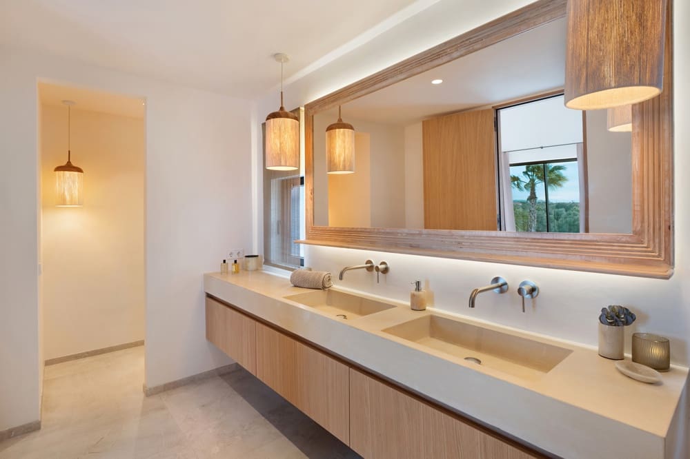 4 bedroom Villa for sale in Santanyi - € 3,900,000 (Ref: 9675097)