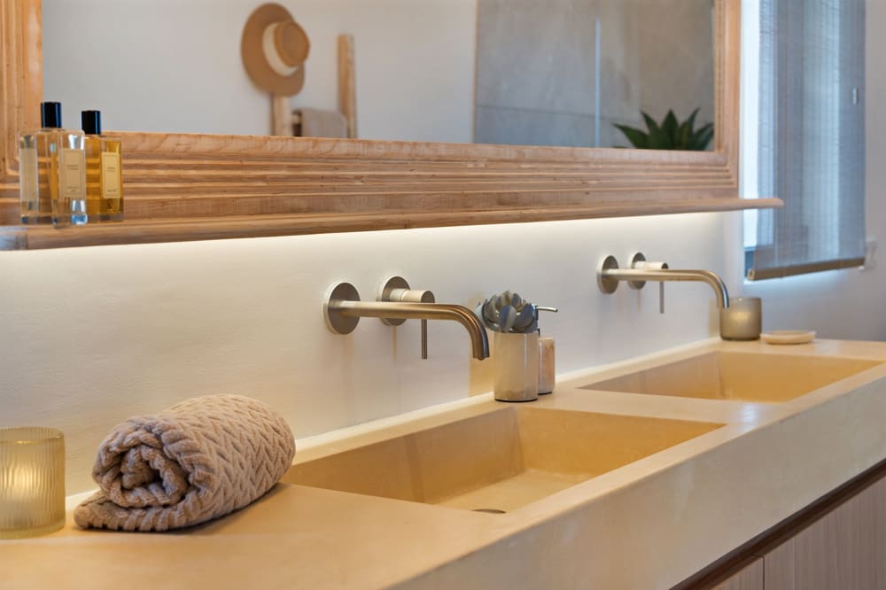 4 bedroom Villa for sale in Santanyi - € 3,900,000 (Ref: 9675097)