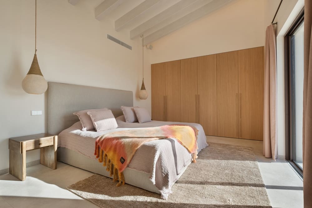 4 bedroom Villa for sale in Santanyi - € 3,900,000 (Ref: 9675097)