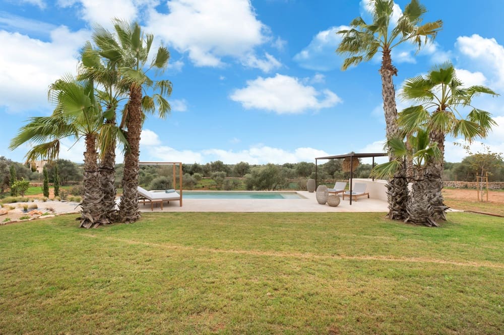 4 bedroom Villa for sale in Santanyi - € 3,900,000 (Ref: 9675097)