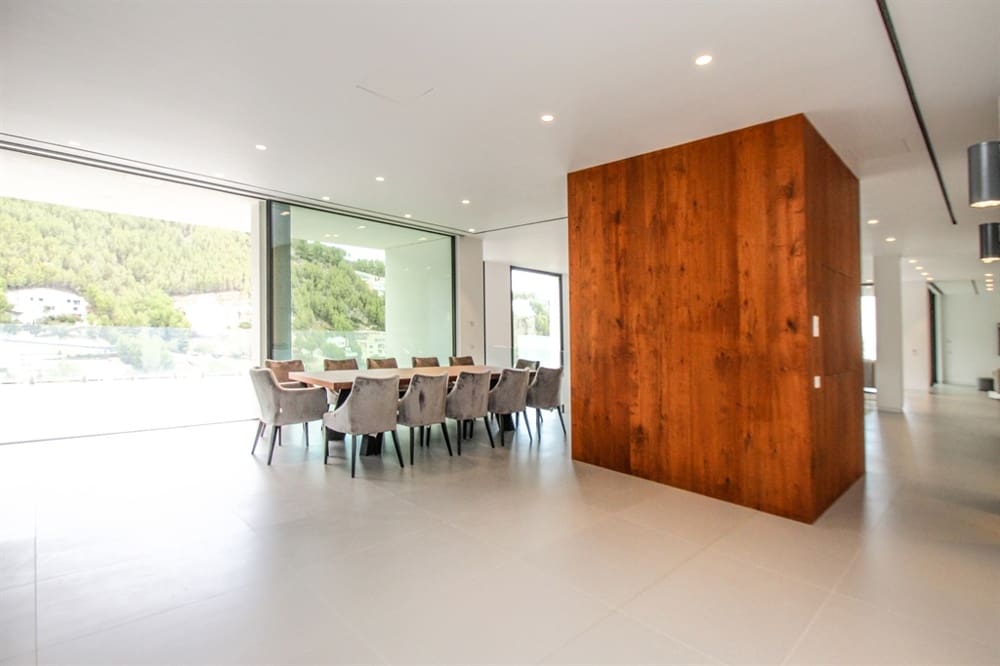 4 bedroom Townhouse for sale in Palma de Mallorca - € 8,200,000 (Ref: 9699788)