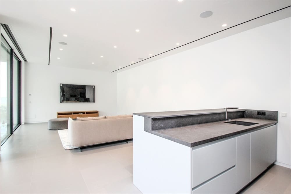 4 bedroom Townhouse for sale in Palma de Mallorca - € 8,200,000 (Ref: 9699788)