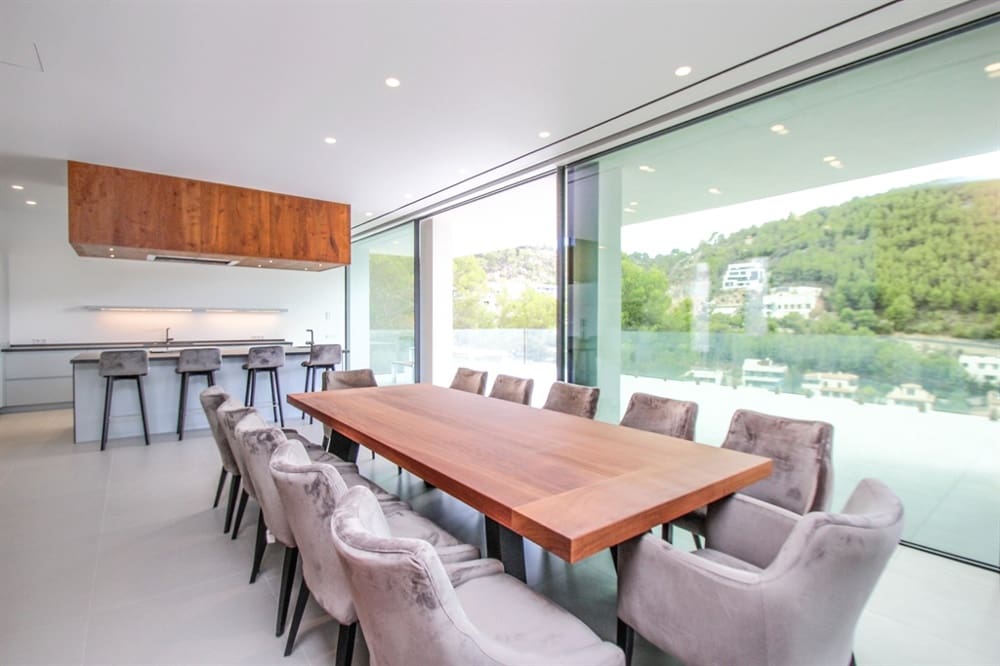 4 bedroom Townhouse for sale in Palma de Mallorca - € 8,200,000 (Ref: 9699788)