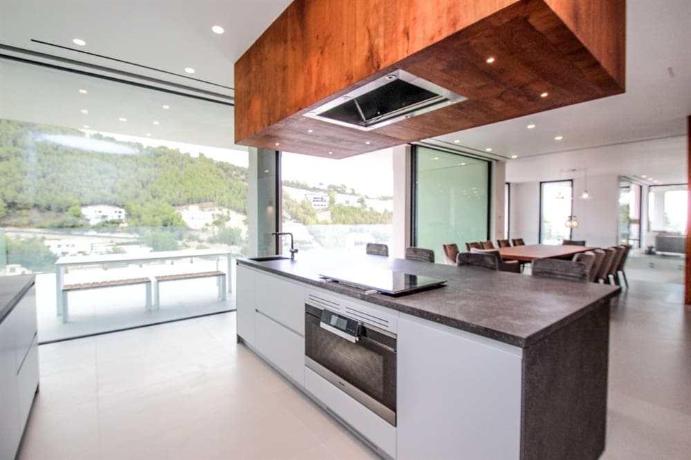 4 bedroom Townhouse for sale in Palma de Mallorca - € 8,200,000 (Ref: 9699788)