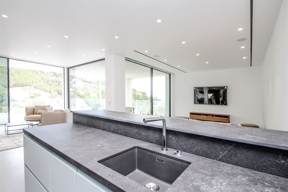 4 bedroom Townhouse for sale in Palma de Mallorca - € 8,200,000 (Ref: 9699788)