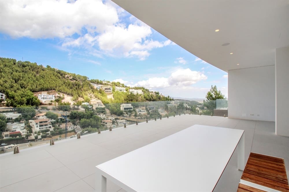 4 bedroom Townhouse for sale in Palma de Mallorca - € 8,200,000 (Ref: 9699788)