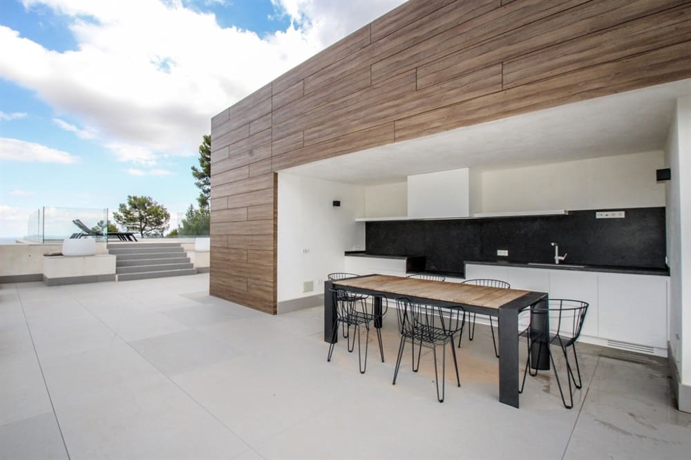 4 bedroom Townhouse for sale in Palma de Mallorca - € 8,200,000 (Ref: 9699788)