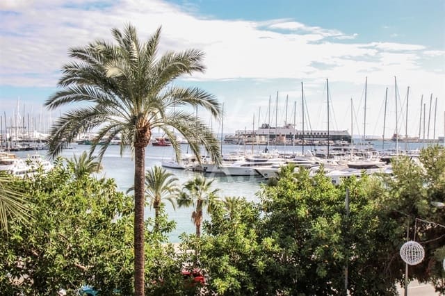 2 bedroom Flat for sale in Santa Catalina, Palma de Mallorca - € 1,300,000 (Ref: 9699801)
