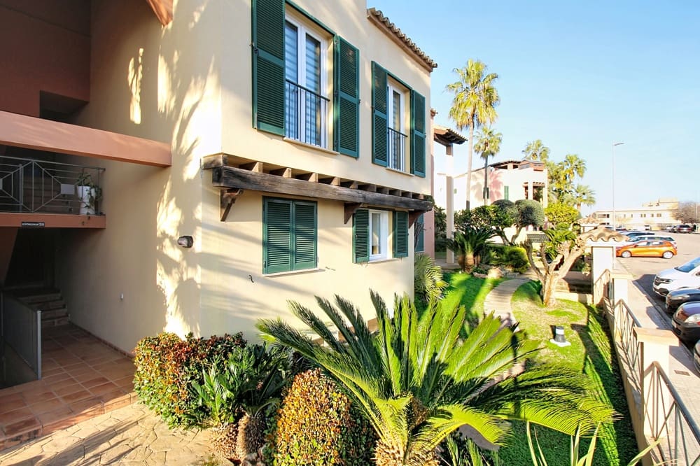 2 bedroom Penthouse for sale in Son Veri Nou - € 890,000 (Ref: 9713472)