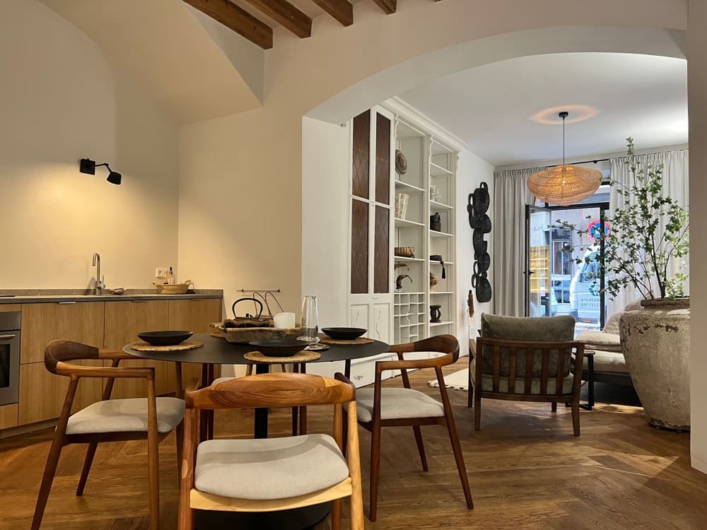 2 bedroom Flat for sale in Palma de Mallorca - € 599,000 (Ref: 9733604)