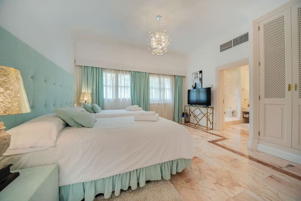 6 bedroom Villa for sale in Son Vida - € 4,444,000 (Ref: 9733768)