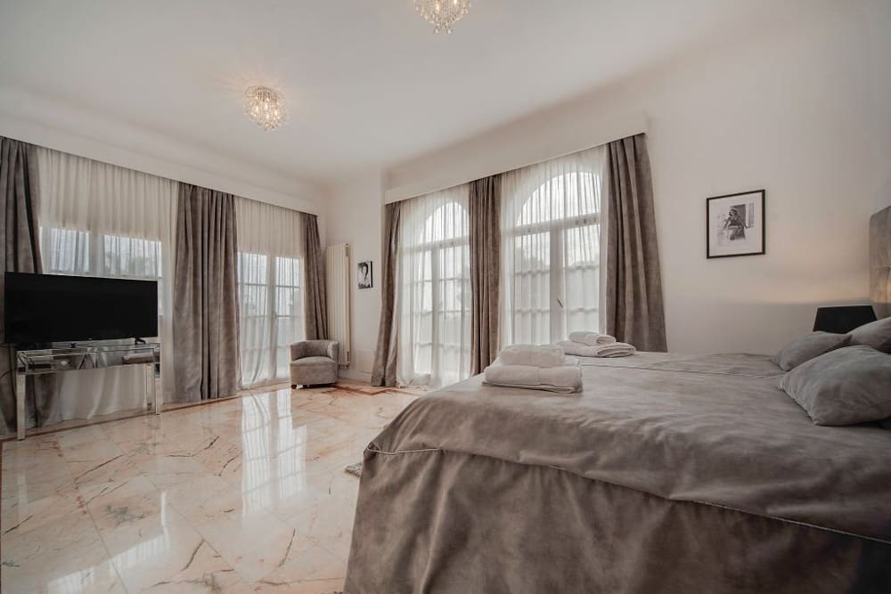 6 bedroom Villa for sale in Son Vida - € 4,444,000 (Ref: 9733768)