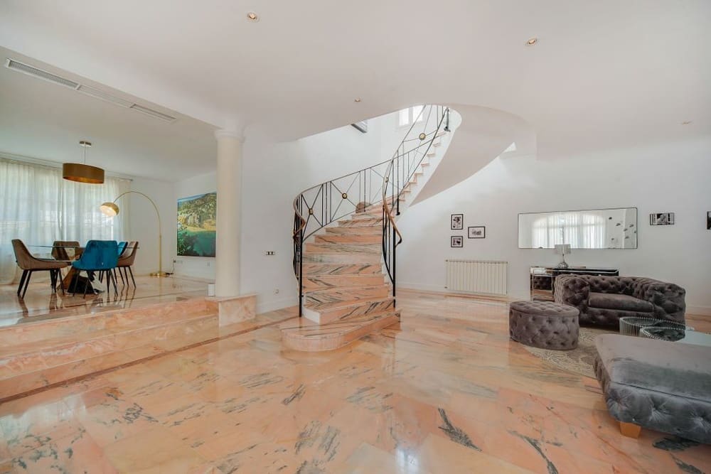 6 bedroom Villa for sale in Son Vida - € 4,444,000 (Ref: 9733768)