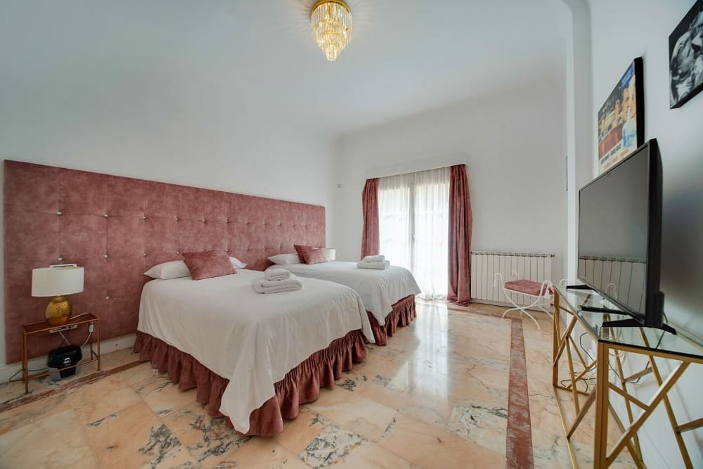 6 bedroom Villa for sale in Son Vida - € 4,444,000 (Ref: 9733768)