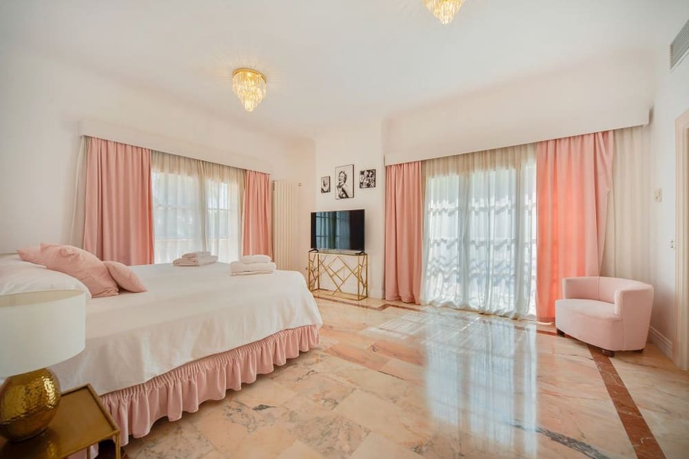 6 bedroom Villa for sale in Son Vida - € 4,444,000 (Ref: 9733768)