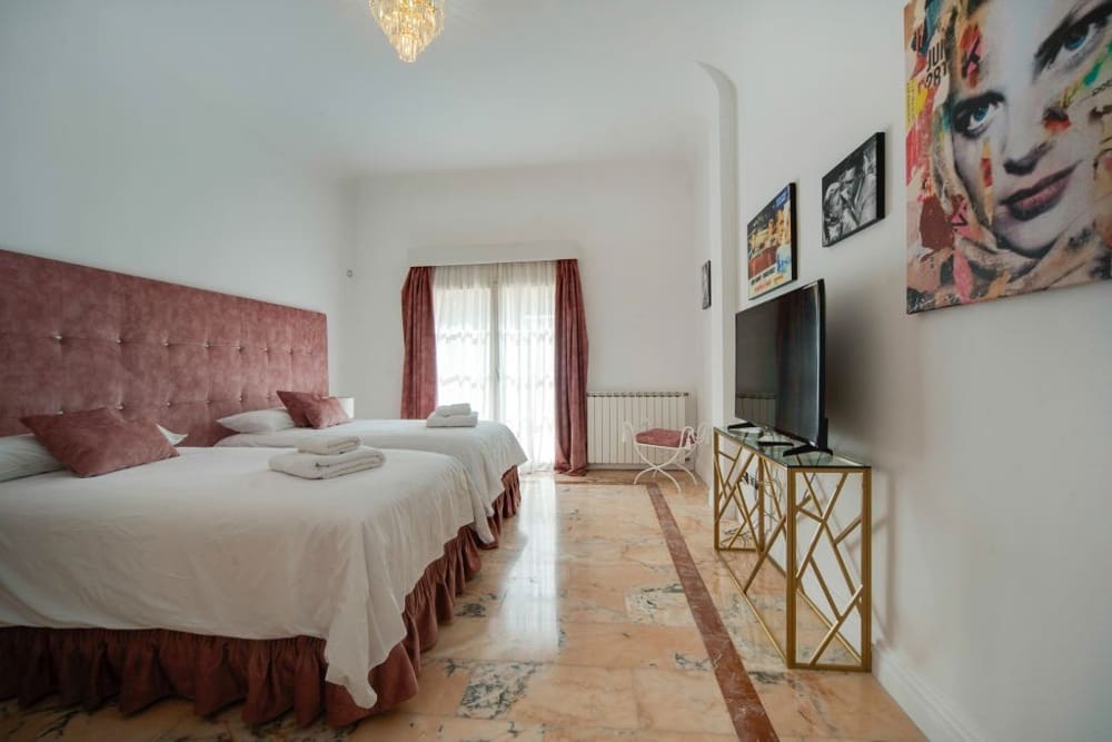 6 bedroom Villa for sale in Son Vida - € 4,444,000 (Ref: 9733768)