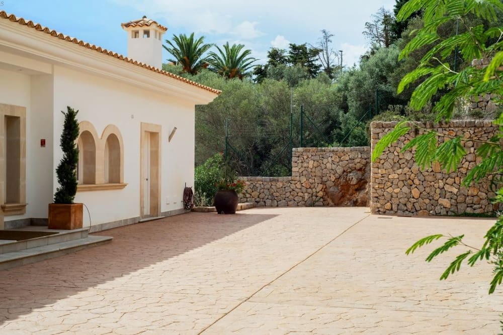 6 bedroom Villa for sale in Son Vida - € 4,444,000 (Ref: 9733768)