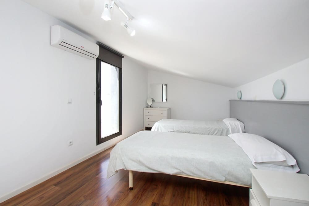 7 bedroom Villa for sale in Can Pastilla - € 1,600,000 (Ref: 9789423)