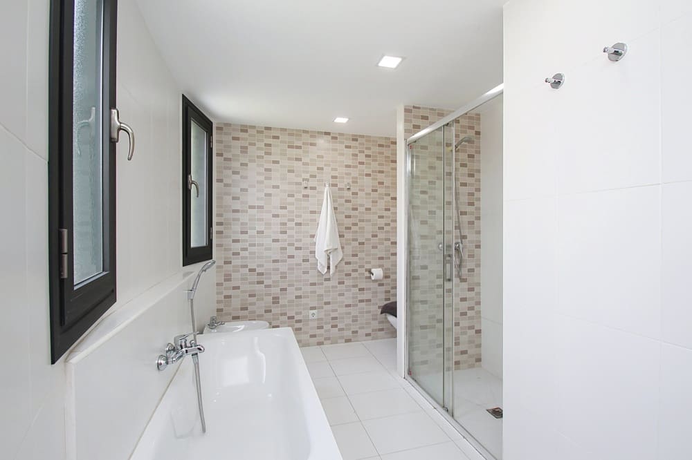 7 bedroom Villa for sale in Can Pastilla - € 1,600,000 (Ref: 9789423)