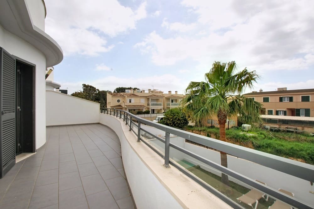 7 bedroom Villa for sale in Can Pastilla - € 1,600,000 (Ref: 9789423)