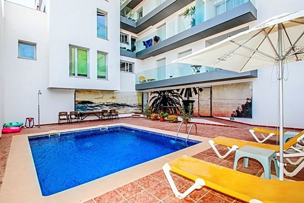 Piso de 3 habitaciones en L'Arenal / S'Arenal en venta - 490.000 € (Ref: 9806781)