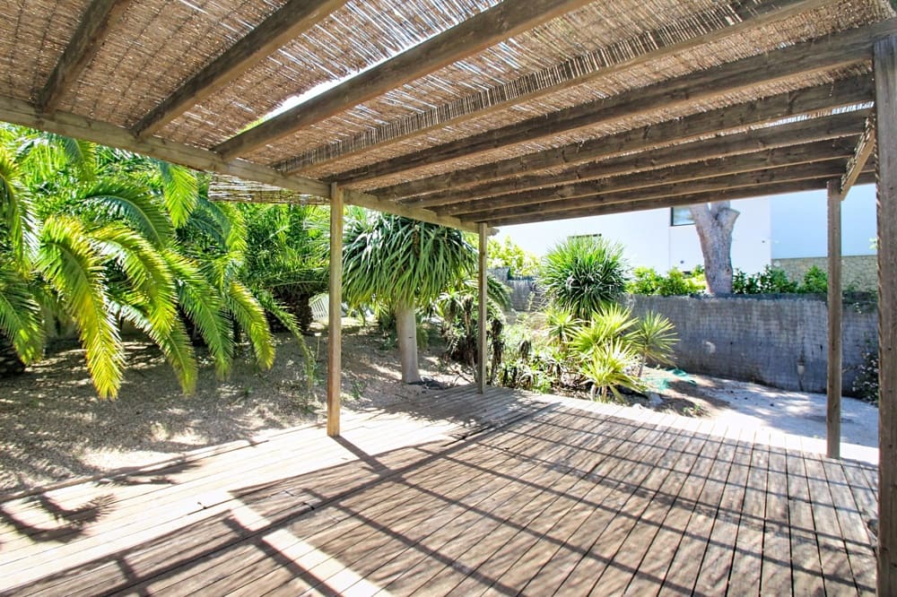 5 bedroom Villa for sale in Santa Ponsa - € 3,000,000 (Ref: 9827664)