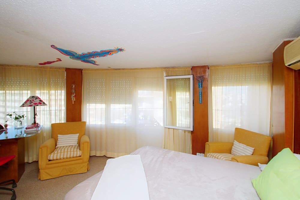 4 bedroom Flat for sale in Palma de Mallorca - € 750,000 (Ref: 9838657)