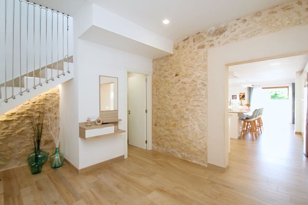 4 bedroom Terraced Villa for sale in Montuiri - € 1,600,000 (Ref: 9839839)