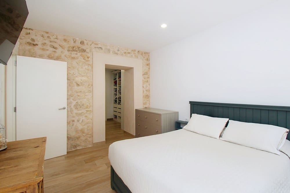 4 bedroom Terraced Villa for sale in Montuiri - € 1,600,000 (Ref: 9839839)