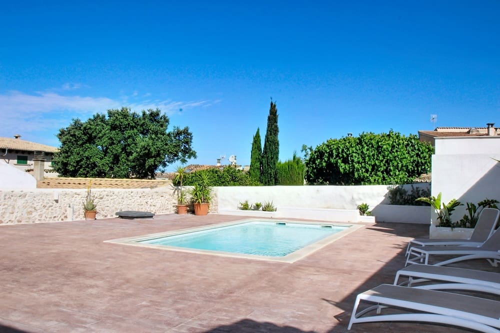 4 bedroom Terraced Villa for sale in Montuiri - € 1,600,000 (Ref: 9839839)