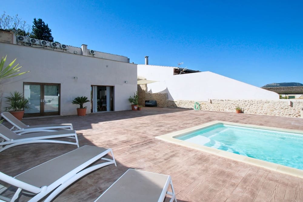 4 bedroom Terraced Villa for sale in Montuiri - € 1,600,000 (Ref: 9839839)