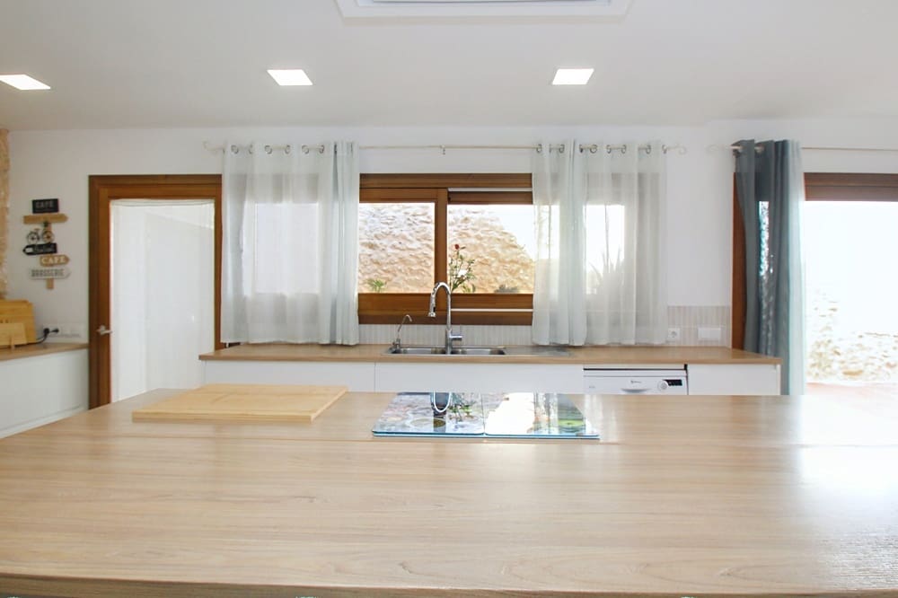 4 bedroom Terraced Villa for sale in Montuiri - € 1,600,000 (Ref: 9839839)