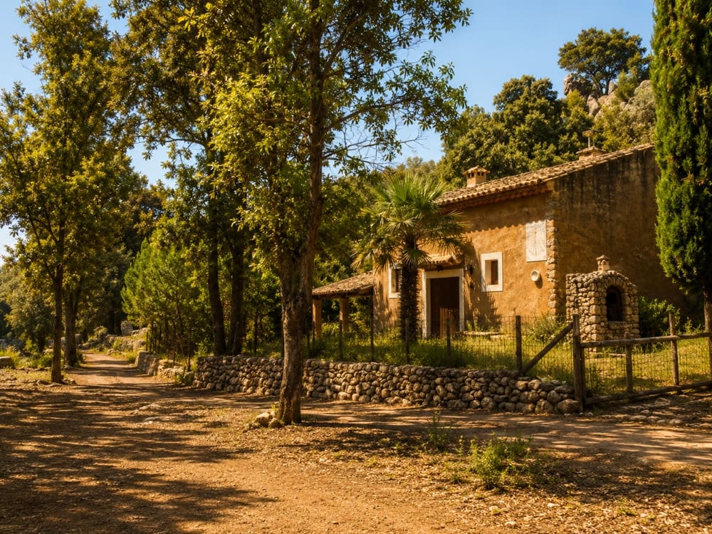 12 bedroom Finca/Country House for sale in Escorca - € 6,000,000 (Ref: 9850641)