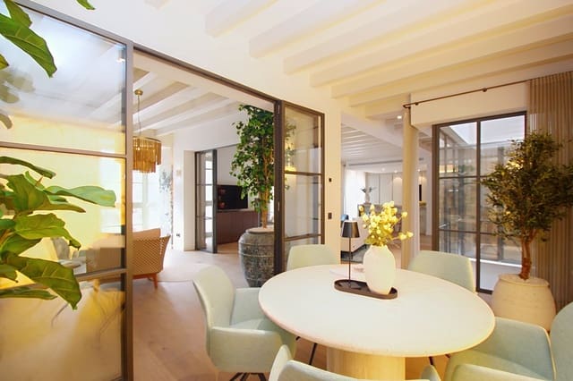 3 soveværelse Lejlighed til salg i Cort, Palma de Mallorca - € 3.300.000 (Ref: 9854416)