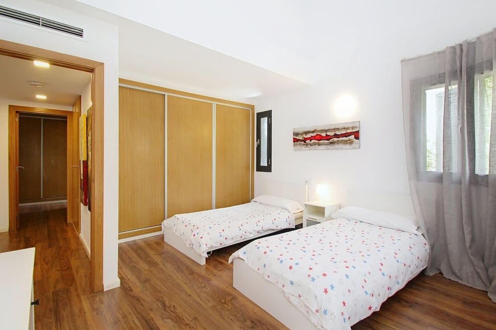 14 bedroom Townhouse for sale in Can Pastilla - € 3,200,000 (Ref: 9854615)