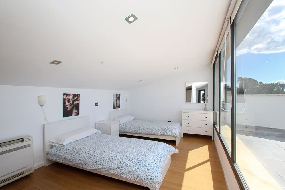 14 bedroom Townhouse for sale in Can Pastilla - € 3,200,000 (Ref: 9854615)