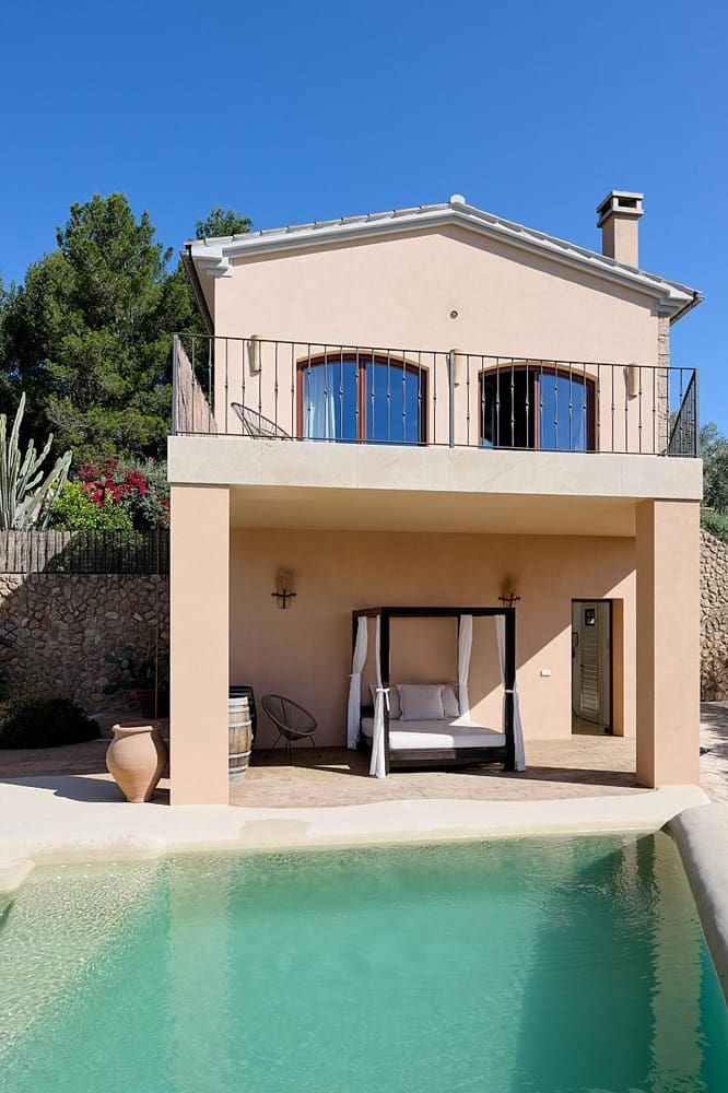 3 bedroom Finca/Country House for sale in Puigpunyent - € 1,930,000 (Ref: 9863721)
